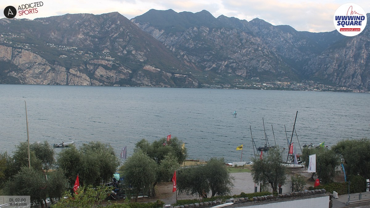 Archiv Foto Webcam Gardasee - Malcesine