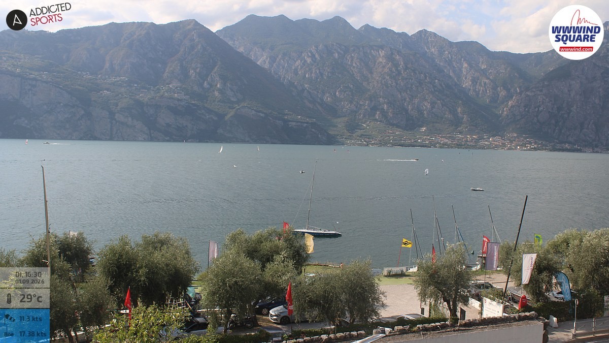 Archived image Webcam Lake Garda - Malcesine