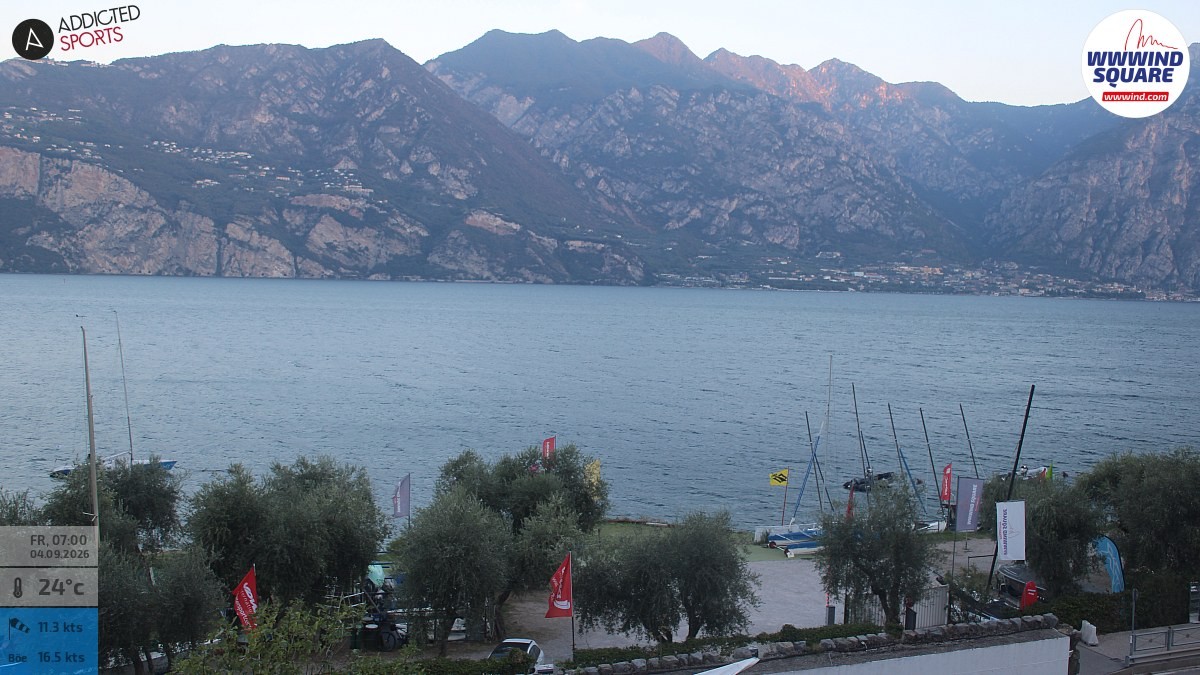 Archived image Webcam Lake Garda - Malcesine