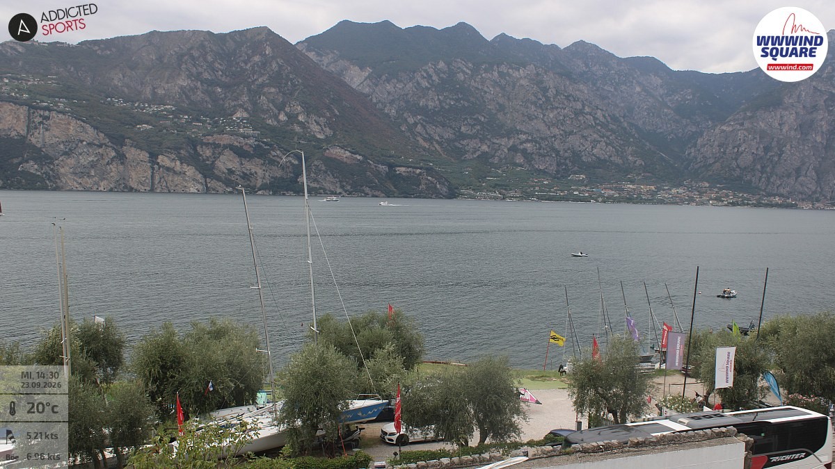 Archived image Webcam Lake Garda - Malcesine