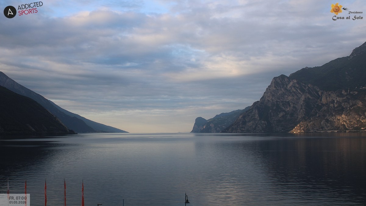 Archiv Foto Webcam Gardasee - Torbole