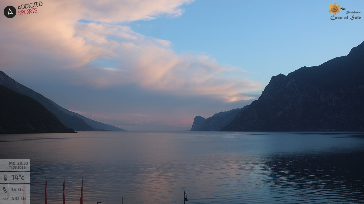 Archiv Foto Webcam Gardasee - Torbole