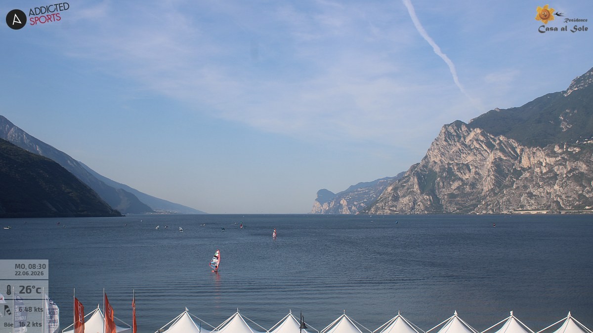 Archived image Webcam Lake Garda: Torbole