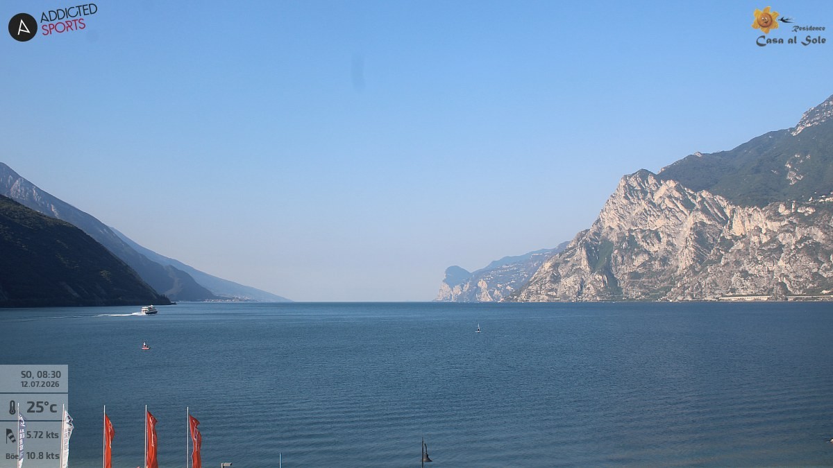 Archived image Webcam Lake Garda: Torbole