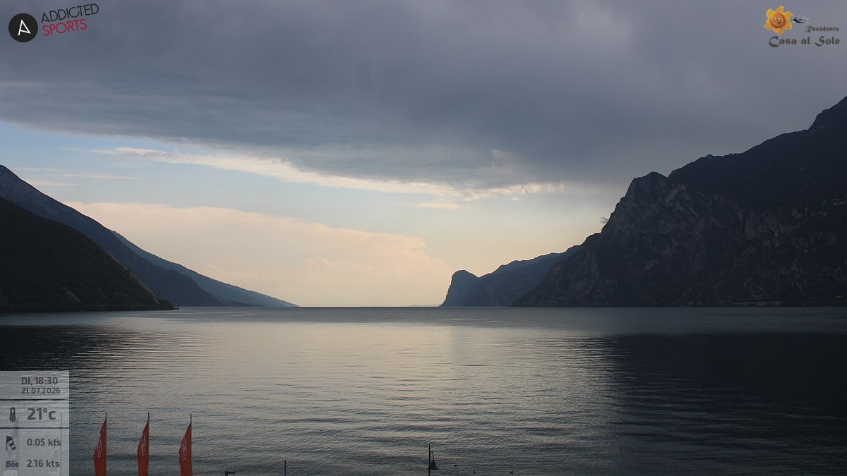 Archiv Foto Webcam Gardasee - Torbole