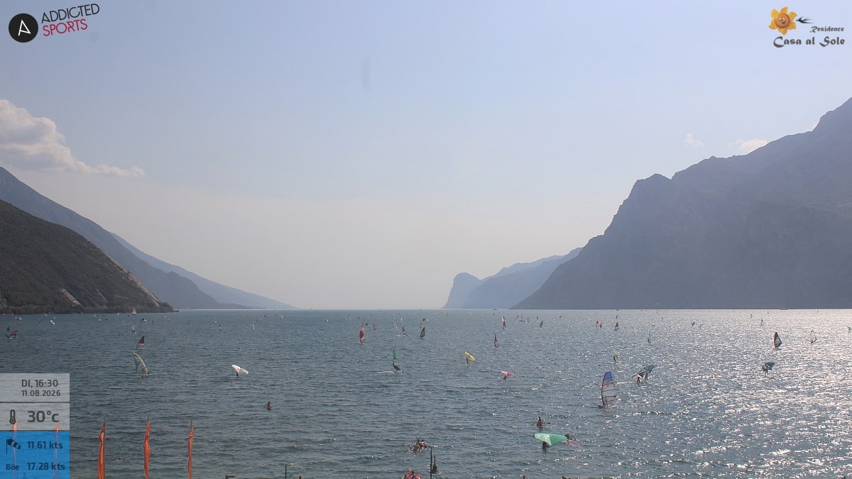 Archived image Webcam Lake Garda: Torbole