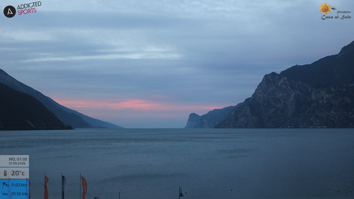 Archiv Foto Webcam Gardasee - Torbole