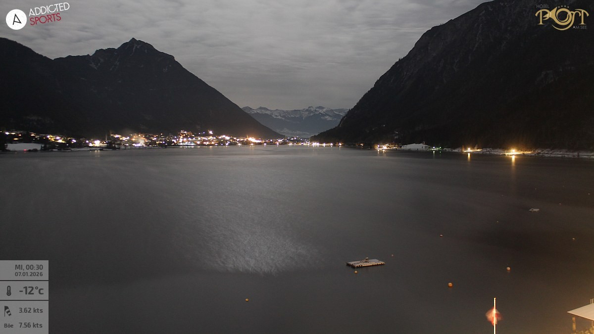Archiv Foto Webcam Achensee: Blick vom Hotel Post am Achensee