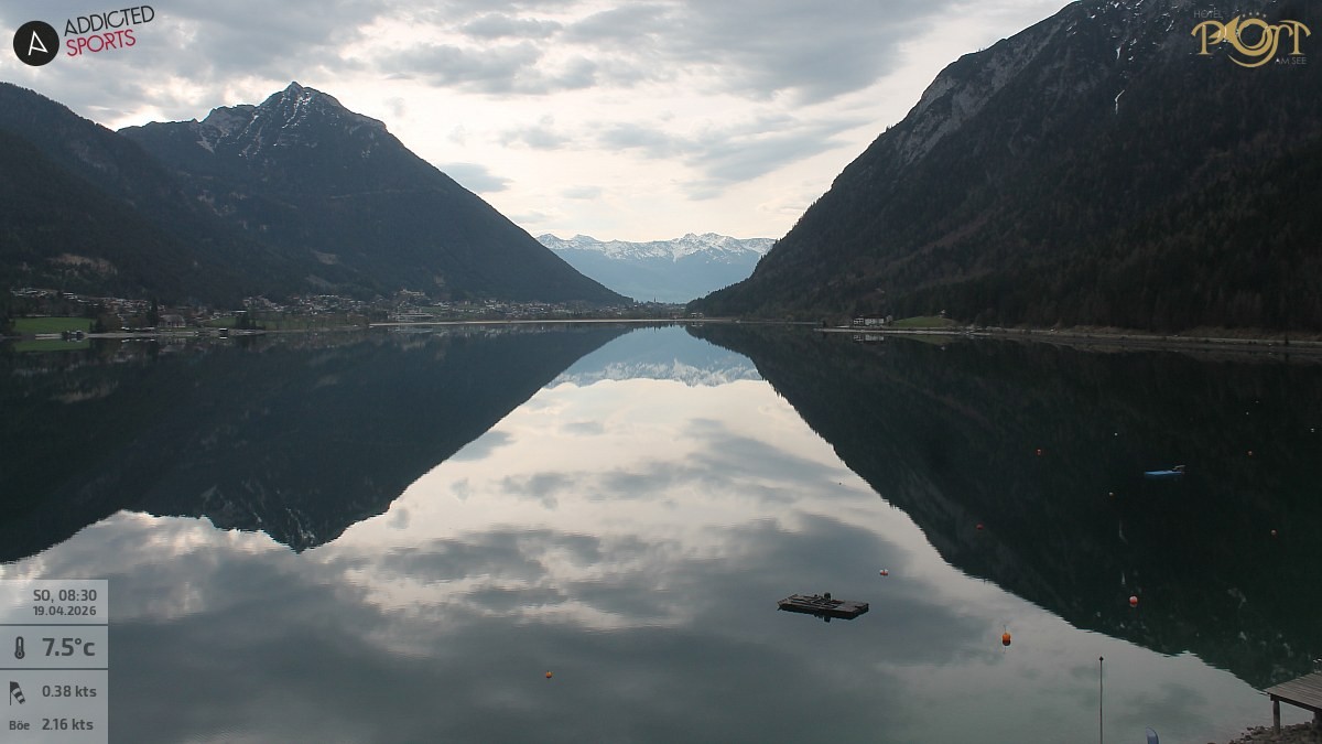 Archived image Webcam Achensee - View Hotel Post Pertisau