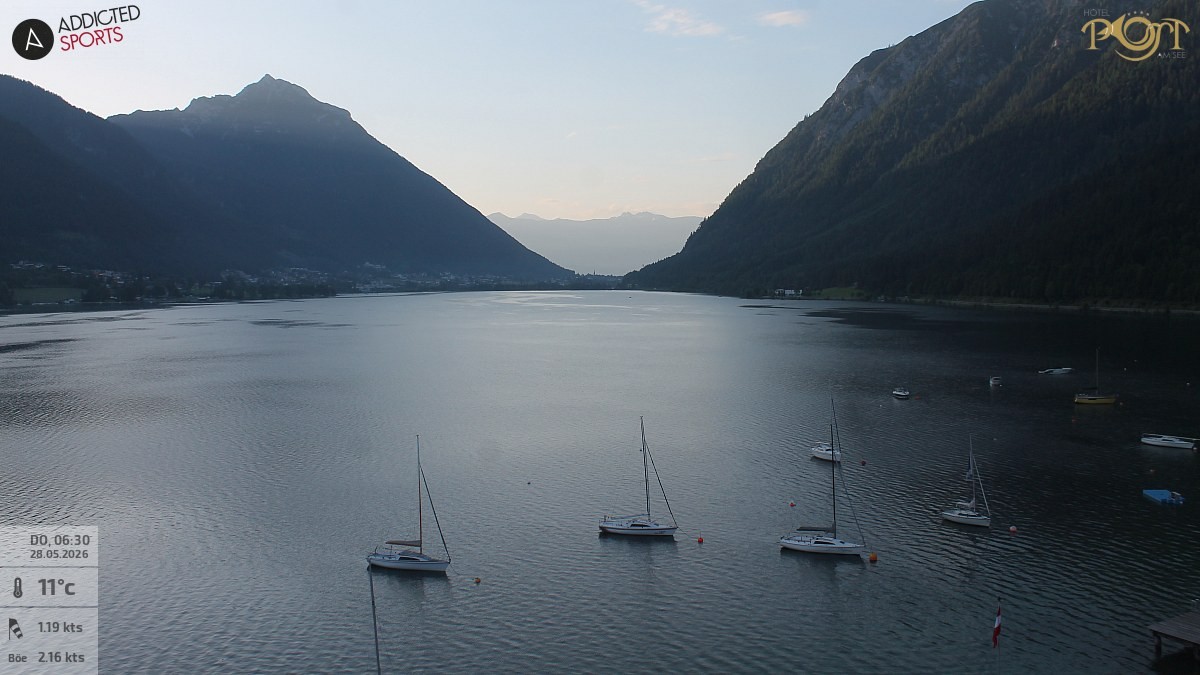 Archived image Webcam Achensee - View Hotel Post Pertisau