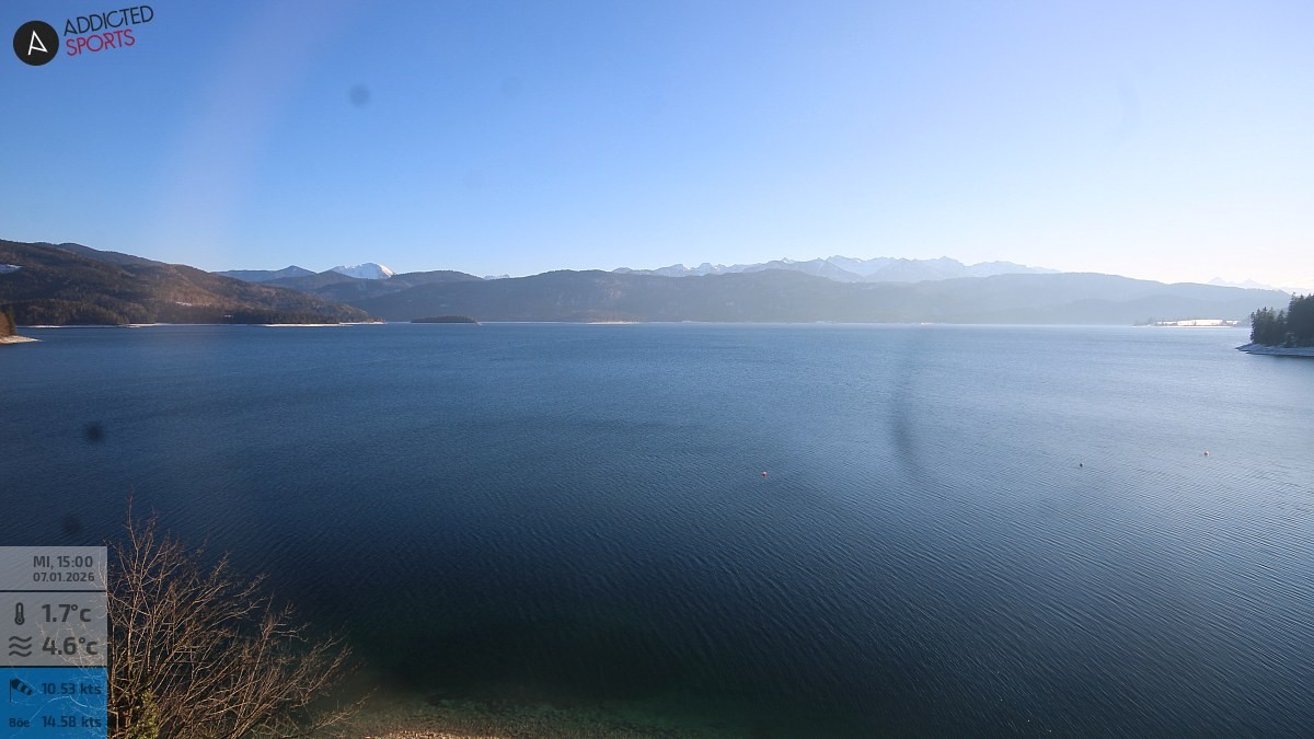 Archived image Webcam Lake Walchensee: View Hotel Karwendelblick