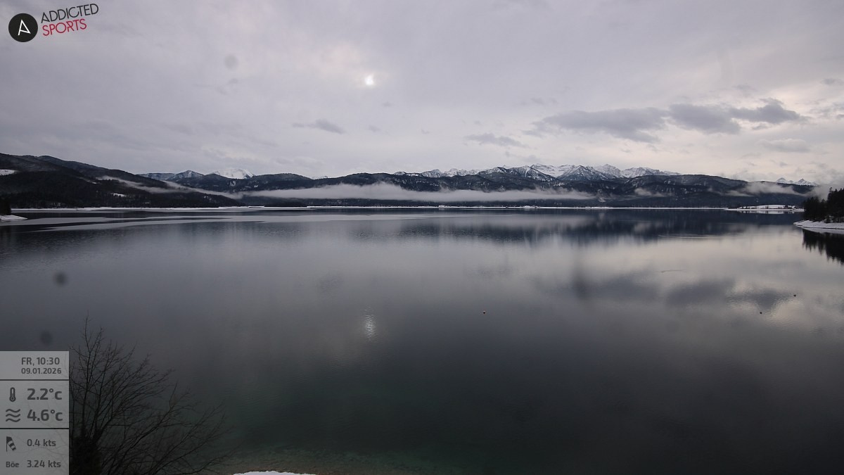 Archived image Webcam Lake Walchensee: View Hotel Karwendelblick