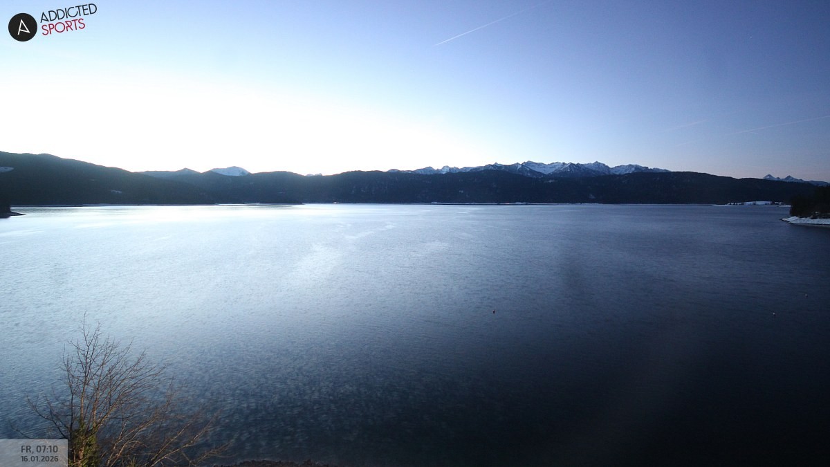 Archiv Foto Webcam Hotel Karwendelblick: Ausblick zum Walchensee