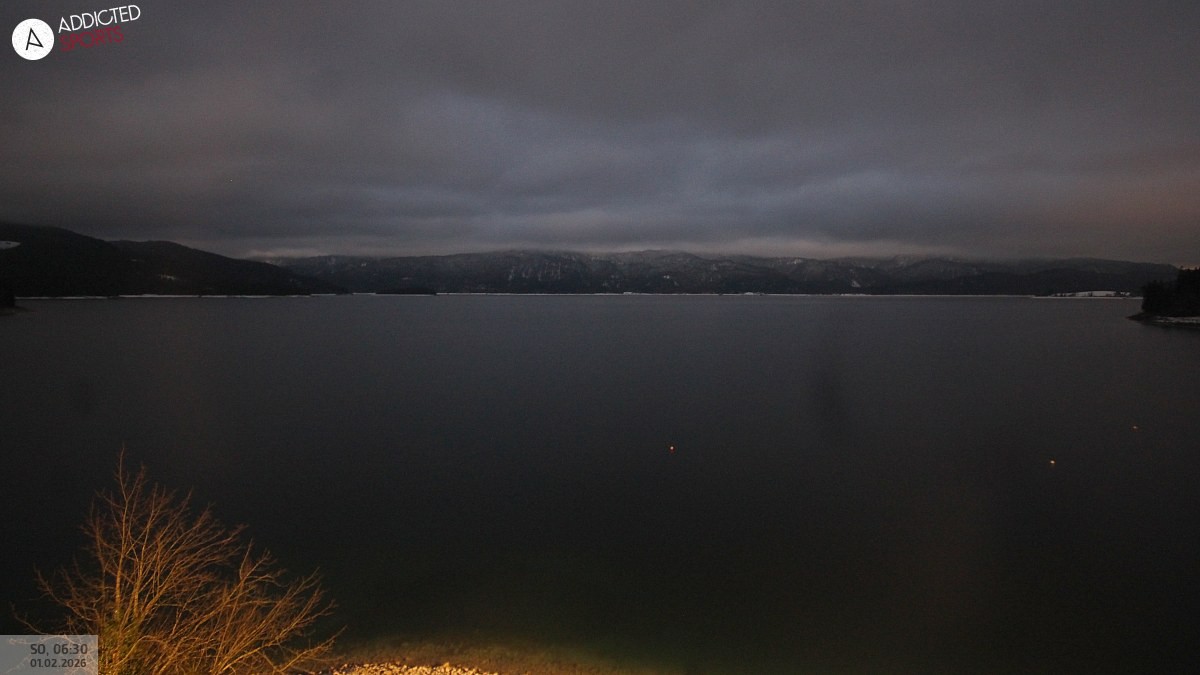 Archiv Foto Webcam Hotel Karwendelblick: Ausblick zum Walchensee