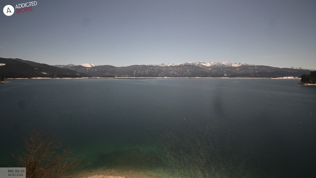 Archiv Foto Webcam Hotel Karwendelblick: Ausblick zum Walchensee