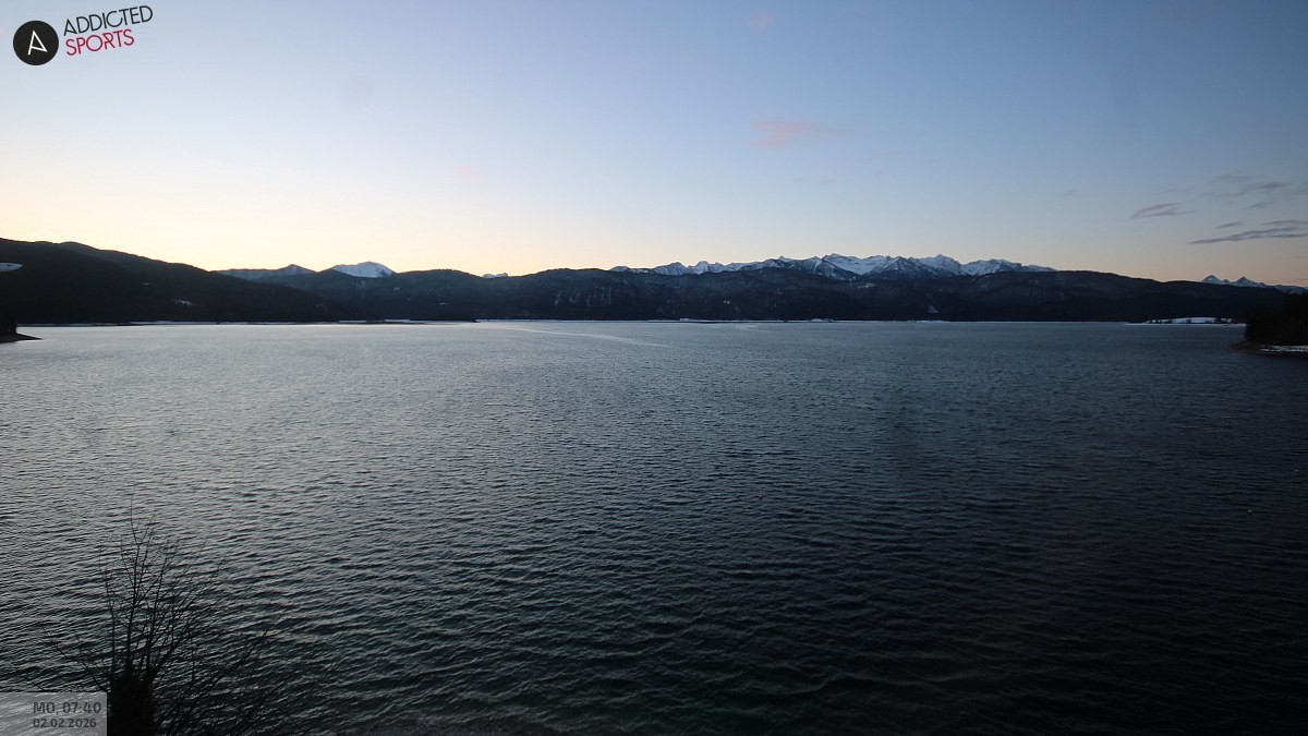 Archiv Foto Webcam Hotel Karwendelblick: Ausblick zum Walchensee