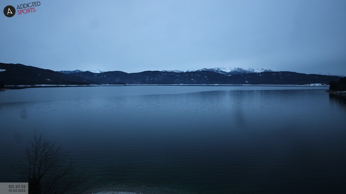 Archiv Foto Webcam Hotel Karwendelblick: Ausblick zum Walchensee