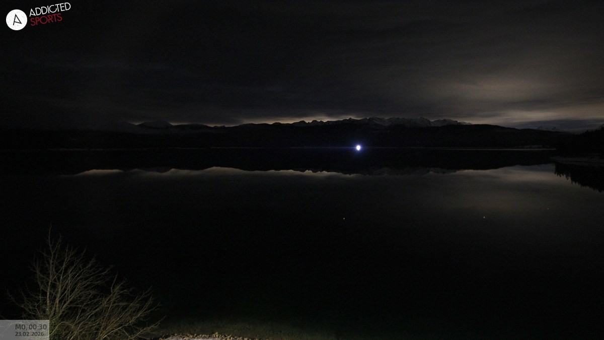 Archiv Foto Webcam Hotel Karwendelblick: Ausblick zum Walchensee