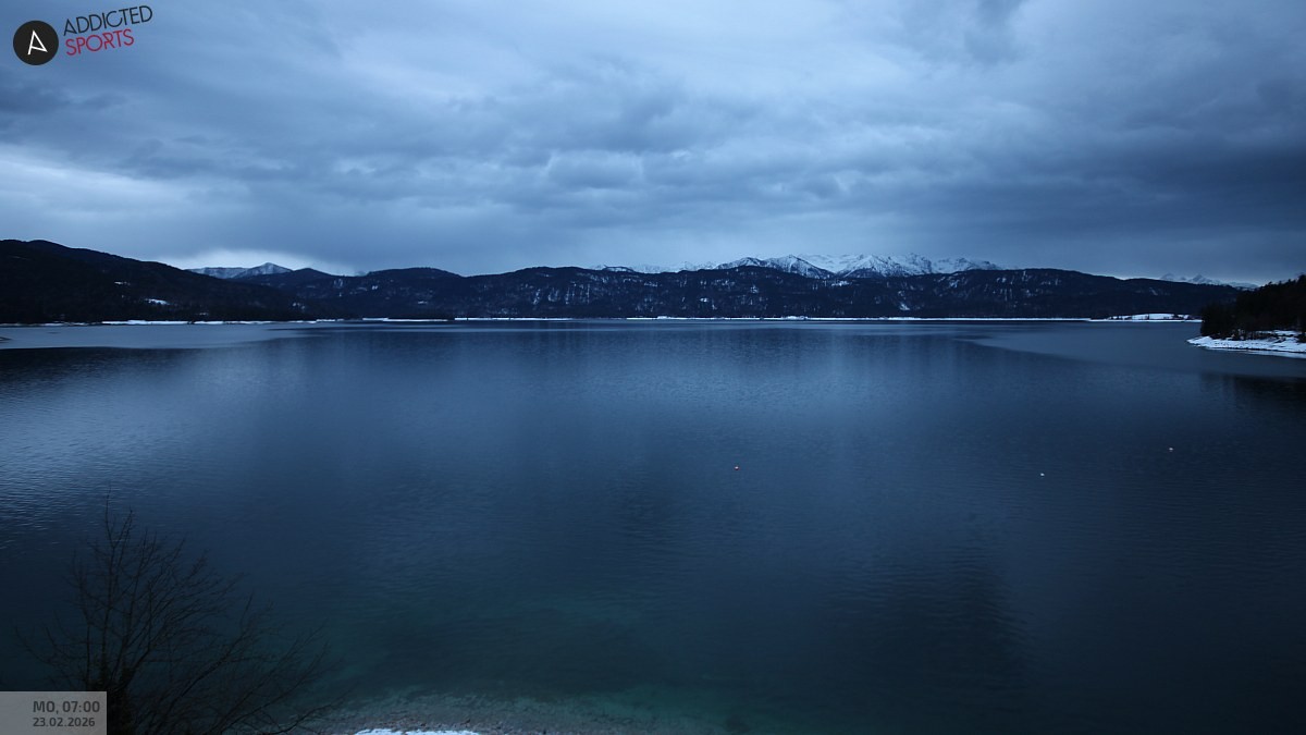 Archiv Foto Webcam Hotel Karwendelblick: Ausblick zum Walchensee