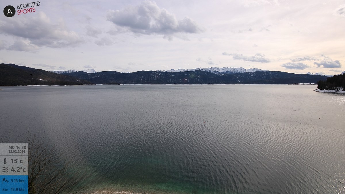Archiv Foto Webcam Hotel Karwendelblick: Ausblick zum Walchensee