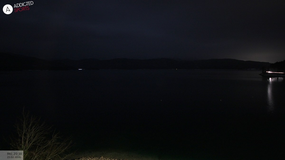 Archiv Foto Webcam Hotel Karwendelblick: Ausblick zum Walchensee