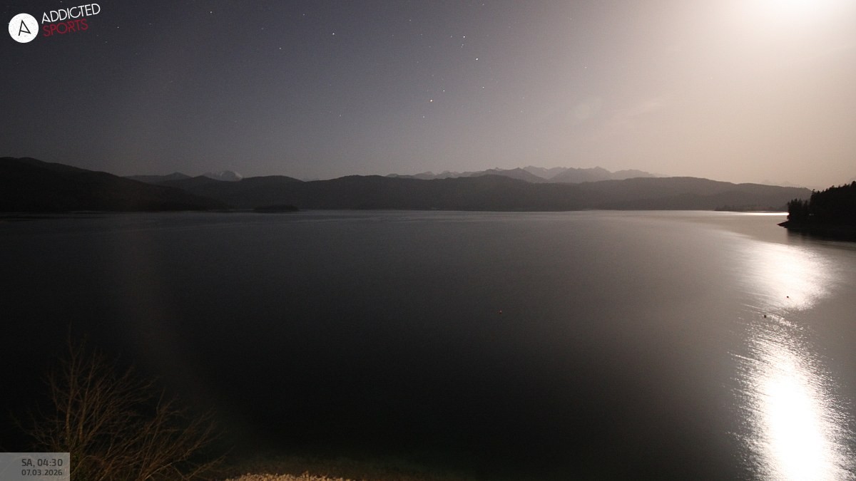 Archiv Foto Webcam Hotel Karwendelblick: Ausblick zum Walchensee