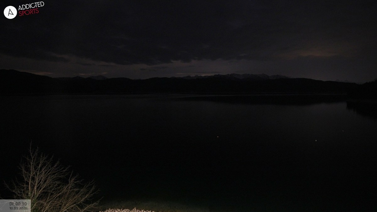 Archiv Foto Webcam Hotel Karwendelblick: Ausblick zum Walchensee