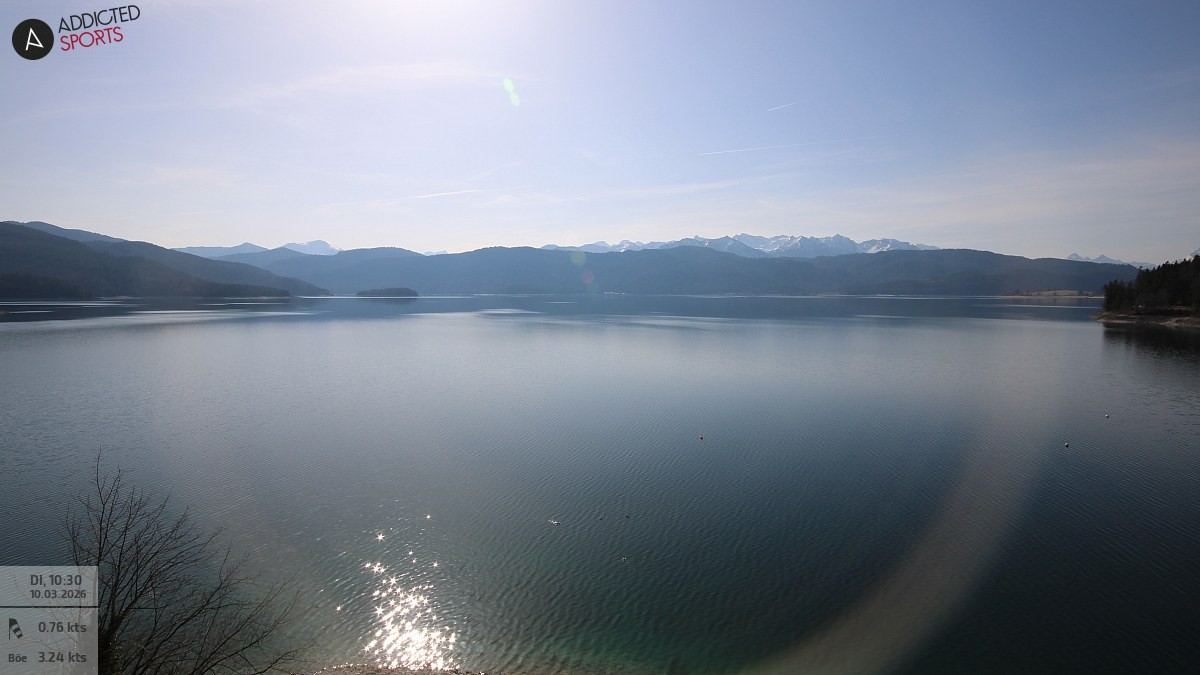 Archiv Foto Webcam Hotel Karwendelblick: Ausblick zum Walchensee