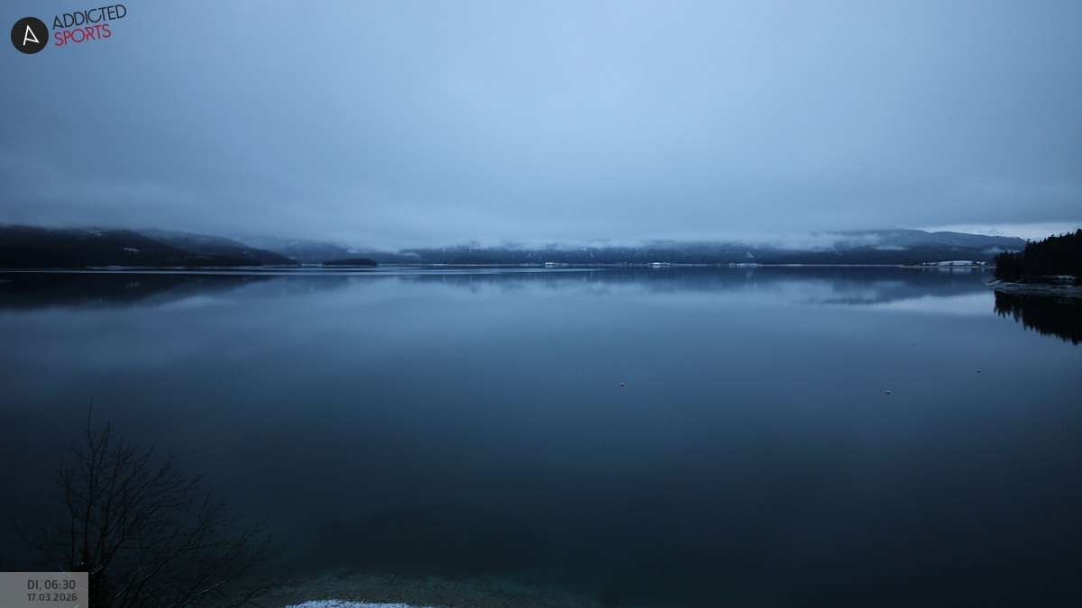 Archiv Foto Webcam Hotel Karwendelblick: Ausblick zum Walchensee