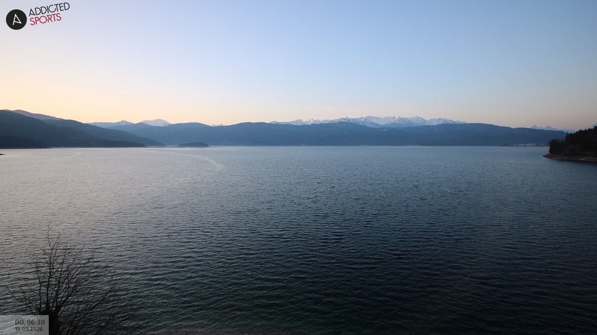 Archiv Foto Webcam Hotel Karwendelblick: Ausblick zum Walchensee