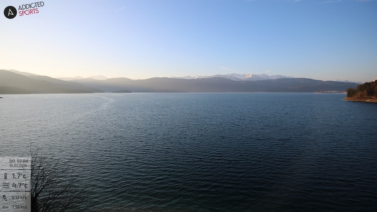 Archiv Foto Webcam Hotel Karwendelblick: Ausblick zum Walchensee