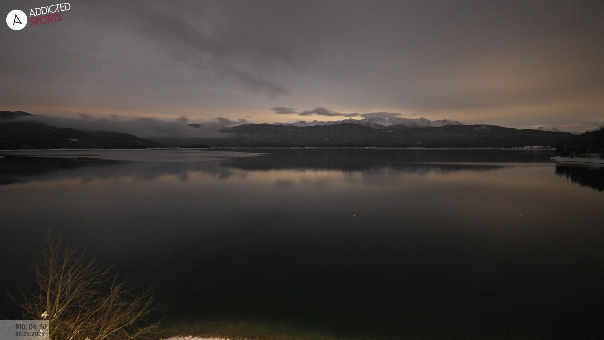 Archiv Foto Webcam Hotel Karwendelblick: Ausblick zum Walchensee