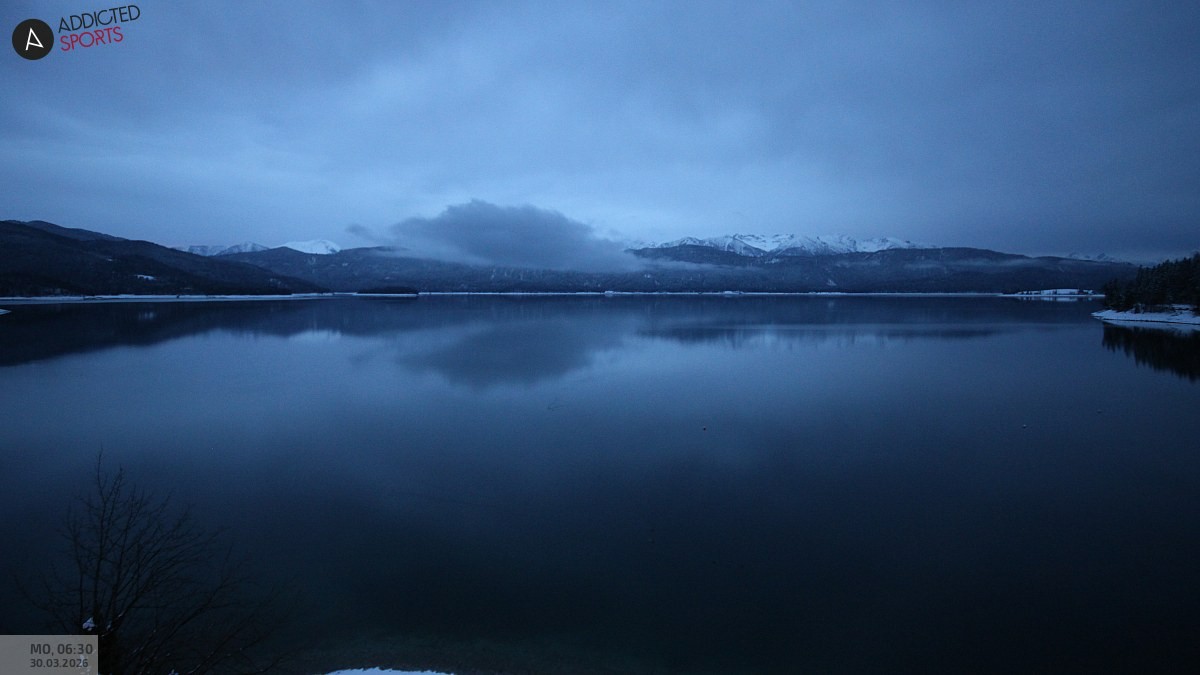 Archiv Foto Webcam Hotel Karwendelblick: Ausblick zum Walchensee