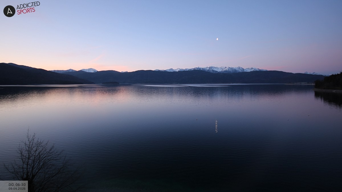 Archiv Foto Webcam Hotel Karwendelblick: Ausblick zum Walchensee