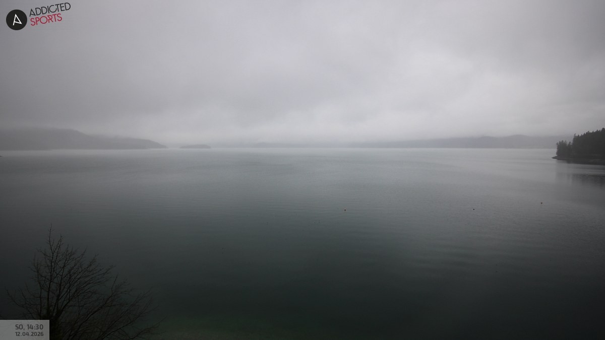 Archived image Webcam Lake Walchensee: View Hotel Karwendelblick