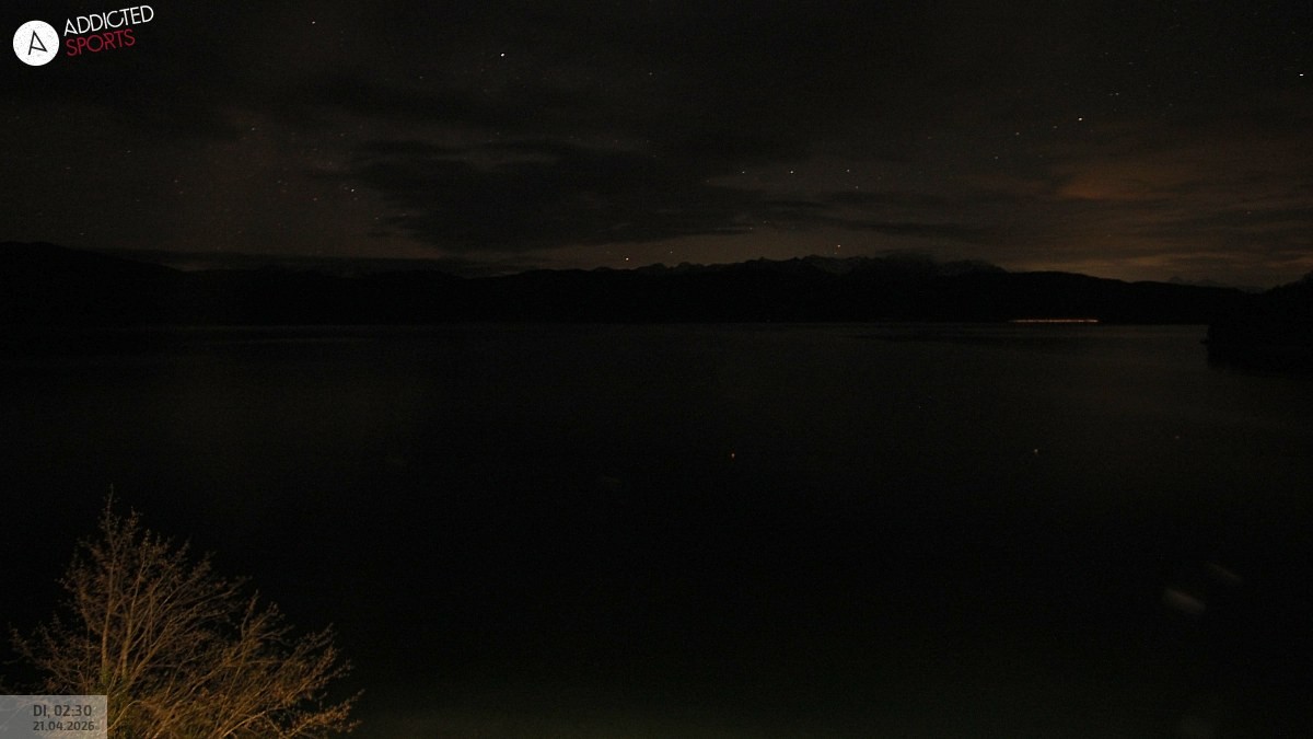 Archiv Foto Webcam Hotel Karwendelblick: Ausblick zum Walchensee