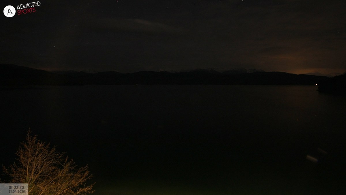 Archiv Foto Webcam Hotel Karwendelblick: Ausblick zum Walchensee