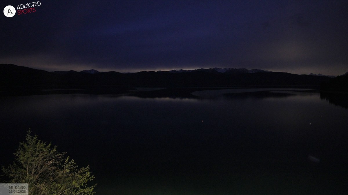 Archiv Foto Webcam Hotel Karwendelblick: Ausblick zum Walchensee