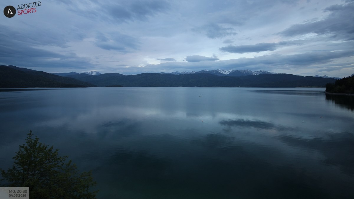 Archiv Foto Webcam Hotel Karwendelblick: Ausblick zum Walchensee