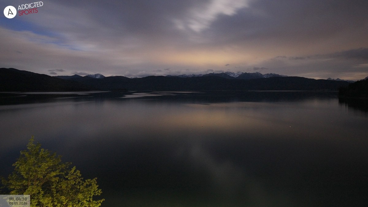Archiv Foto Webcam Hotel Karwendelblick: Ausblick zum Walchensee