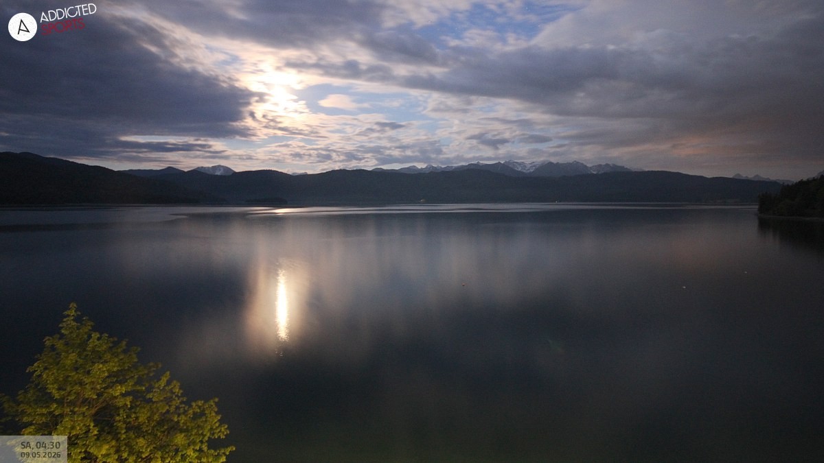 Archiv Foto Webcam Hotel Karwendelblick: Ausblick zum Walchensee