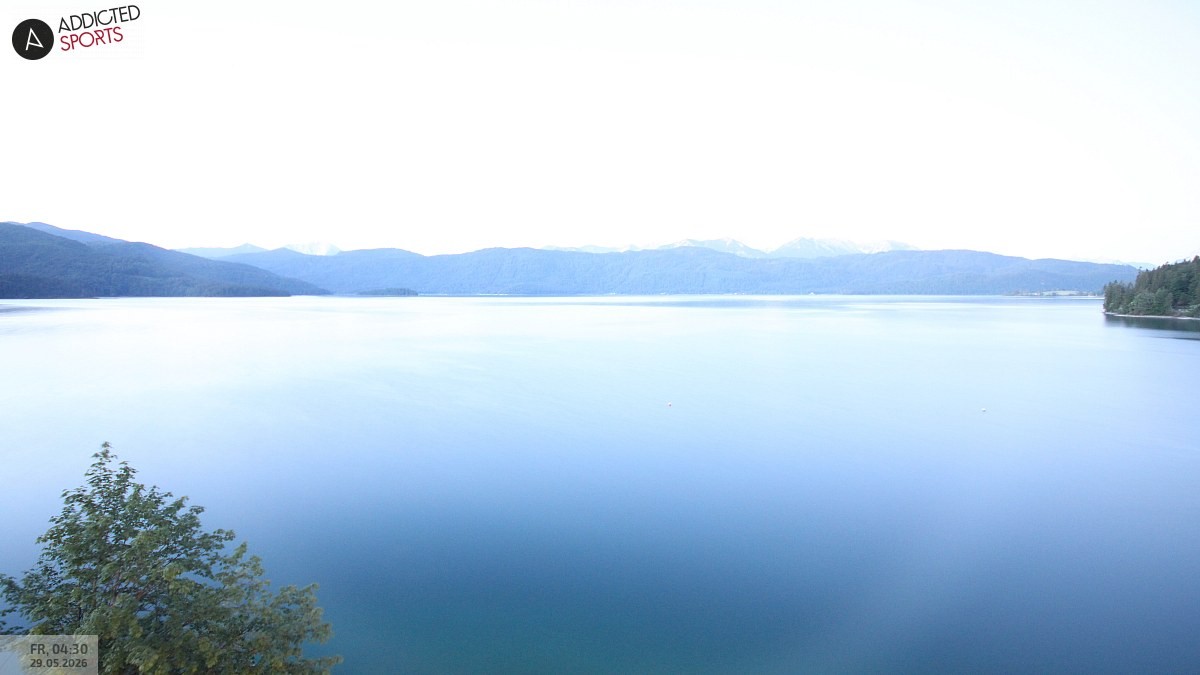 Archiv Foto Webcam Hotel Karwendelblick: Ausblick zum Walchensee