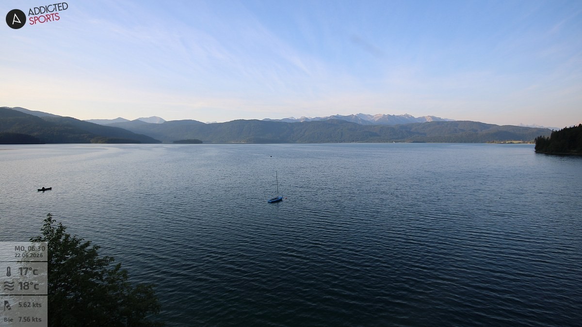 Archiv Foto Webcam Hotel Karwendelblick: Ausblick zum Walchensee