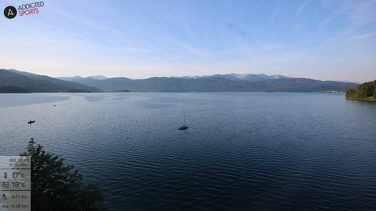 Archiv Foto Webcam Hotel Karwendelblick: Ausblick zum Walchensee