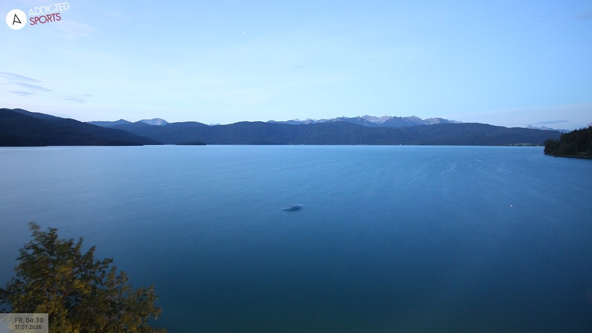 Archiv Foto Webcam Hotel Karwendelblick: Ausblick zum Walchensee