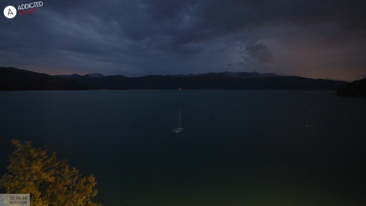 Archiv Foto Webcam Hotel Karwendelblick: Ausblick zum Walchensee