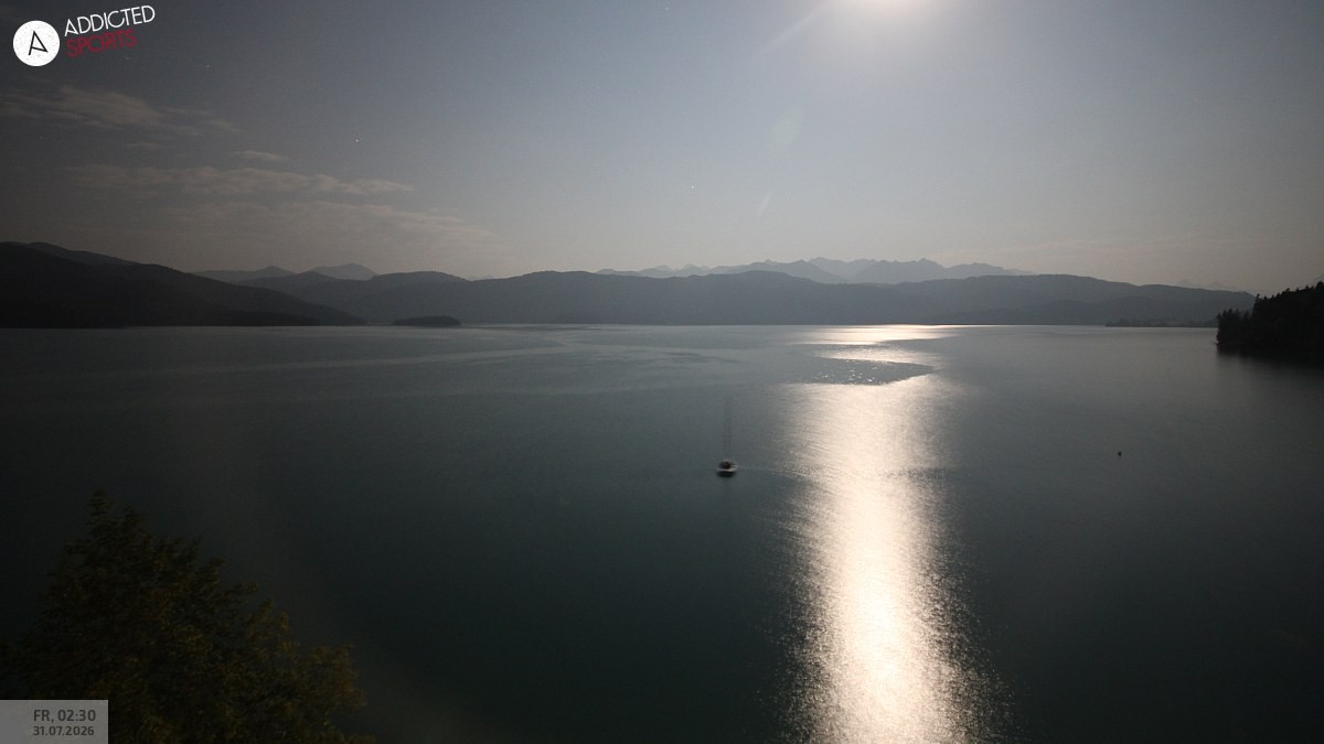 Archiv Foto Webcam Hotel Karwendelblick: Ausblick zum Walchensee