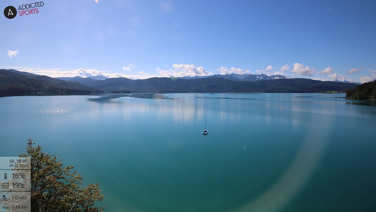 Archived image Webcam Lake Walchensee: View Hotel Karwendelblick