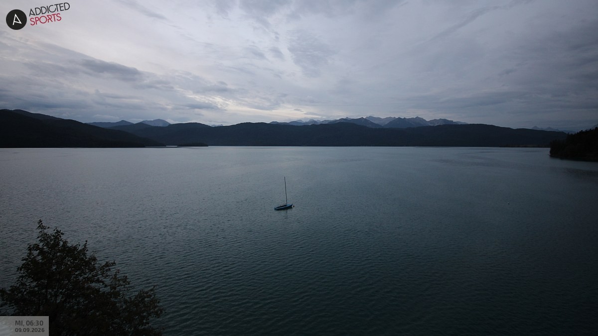 Archiv Foto Webcam Hotel Karwendelblick: Ausblick zum Walchensee