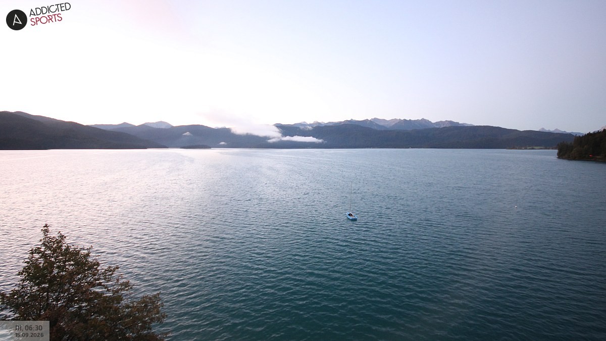 Archiv Foto Webcam Hotel Karwendelblick: Ausblick zum Walchensee
